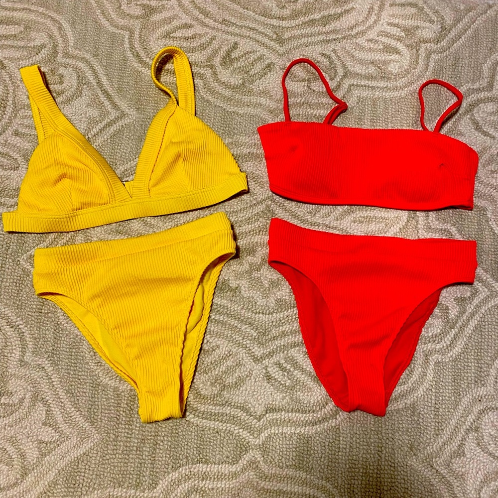 Hollister two set bikini!